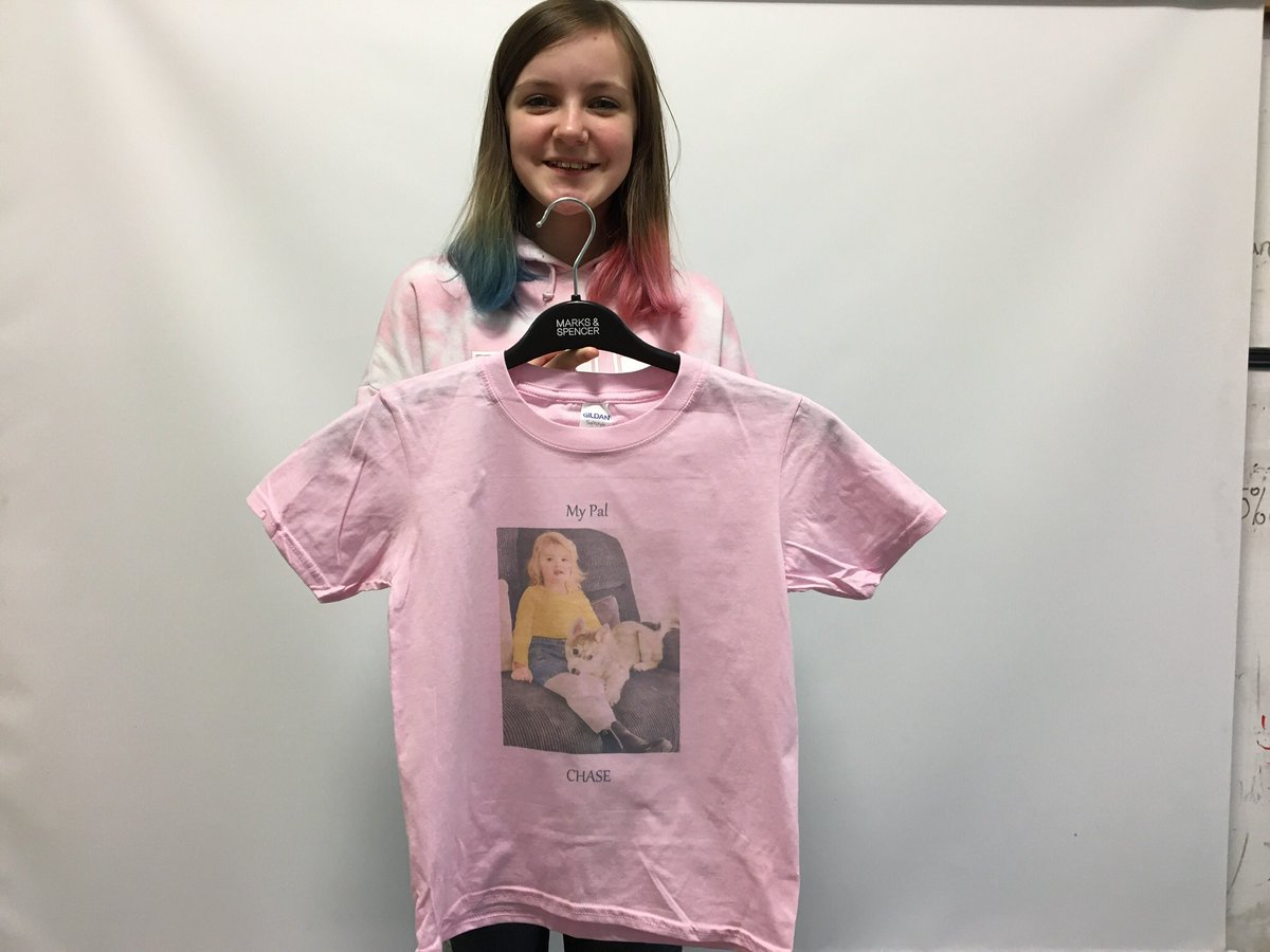 St.Andrew’s and St.Bride’s school shop is now even bigger than ever with the introduction of personalised t-shirts, water bottles, baby bibs, baby grows and much more.  To order anything please visit website sites.google.com/sl.glow.scot/e…
