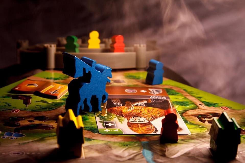 ImagineTheMeep's tweet image. Heavy vibes in the West Kingdom 🏰
 
This was my shot from our Viscounts @VictoryPointLab episode plus some bts. Check the full episode out on YouTube if you haven’t yet! (It even includes Alison from @kid_splaining 😁)

youtu.be/1D5crQsQick

@PlayRenegade 
@garphillgames