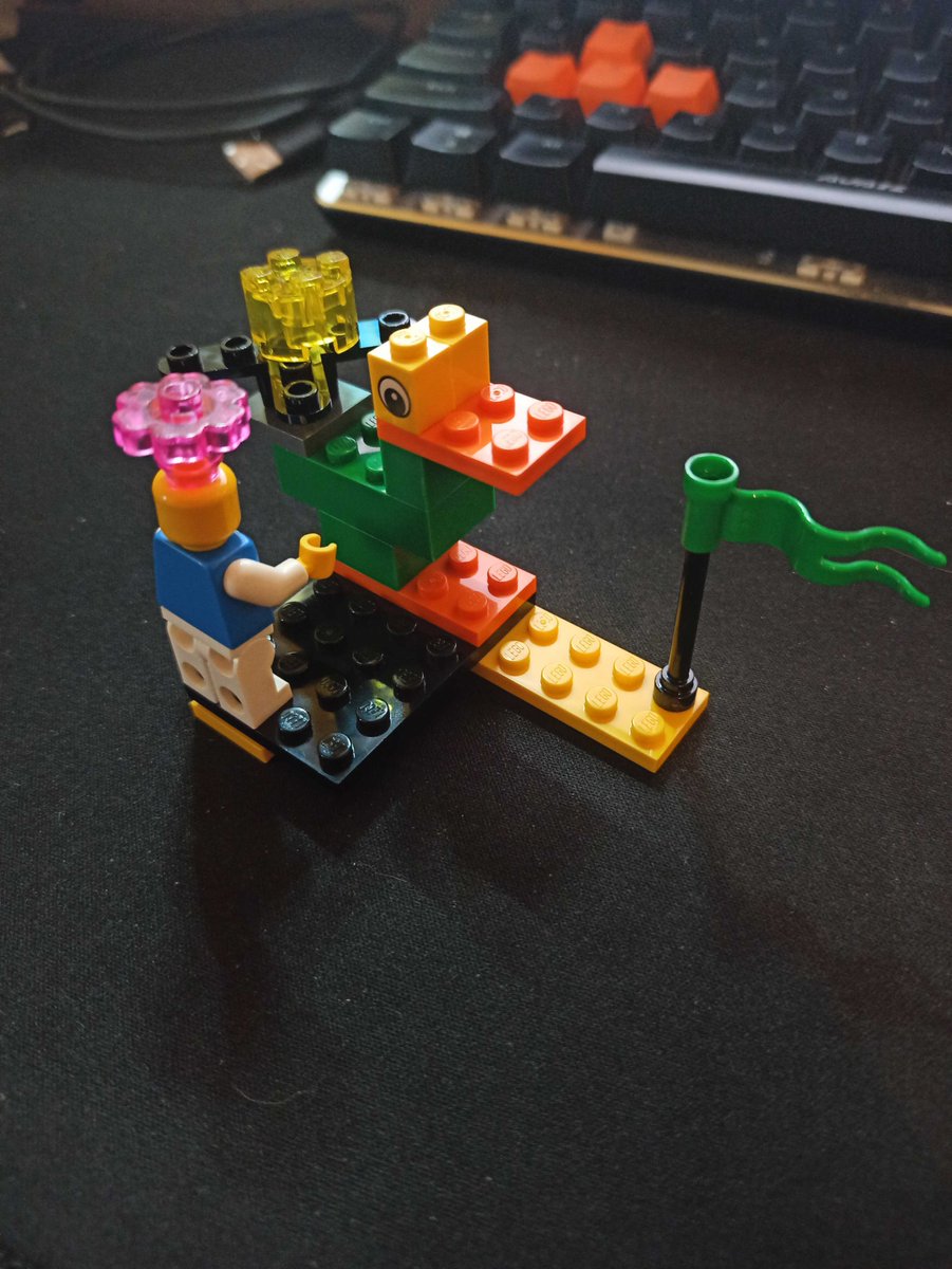 minompi's tweet image. A wonderful day spent playing with  #LEGOSERIOUSPLAY.
Special thanks to @lorenzomassacci 
cc @flowingis