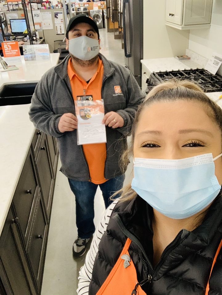 South Loop Chicago (@southloop1950) on Twitter photo MET Partnership Is So Important To Our Stores. Meet Mikey Who Does A Phenomenal Job And Always Goes Above & Beyond! We Appreciate You! <a href="/AndresD65_HDMET/">Andres Solorzano</a> <a href="/PDub424/">Patrick Ward</a> <a href="/DeniseJ_MEMD65/">Denise Johnson</a> MET Partnership Is So Important To Our Stores. Meet Mikey Who Does A Phenomenal Job And Always Goes Above & Beyond! We Appreciate You! <a href="/AndresD65_HDMET/">Andres Solorzano</a> <a href="/PDub424/">Patrick Ward</a> <a href="/DeniseJ_MEMD65/">Denise Johnson</a>