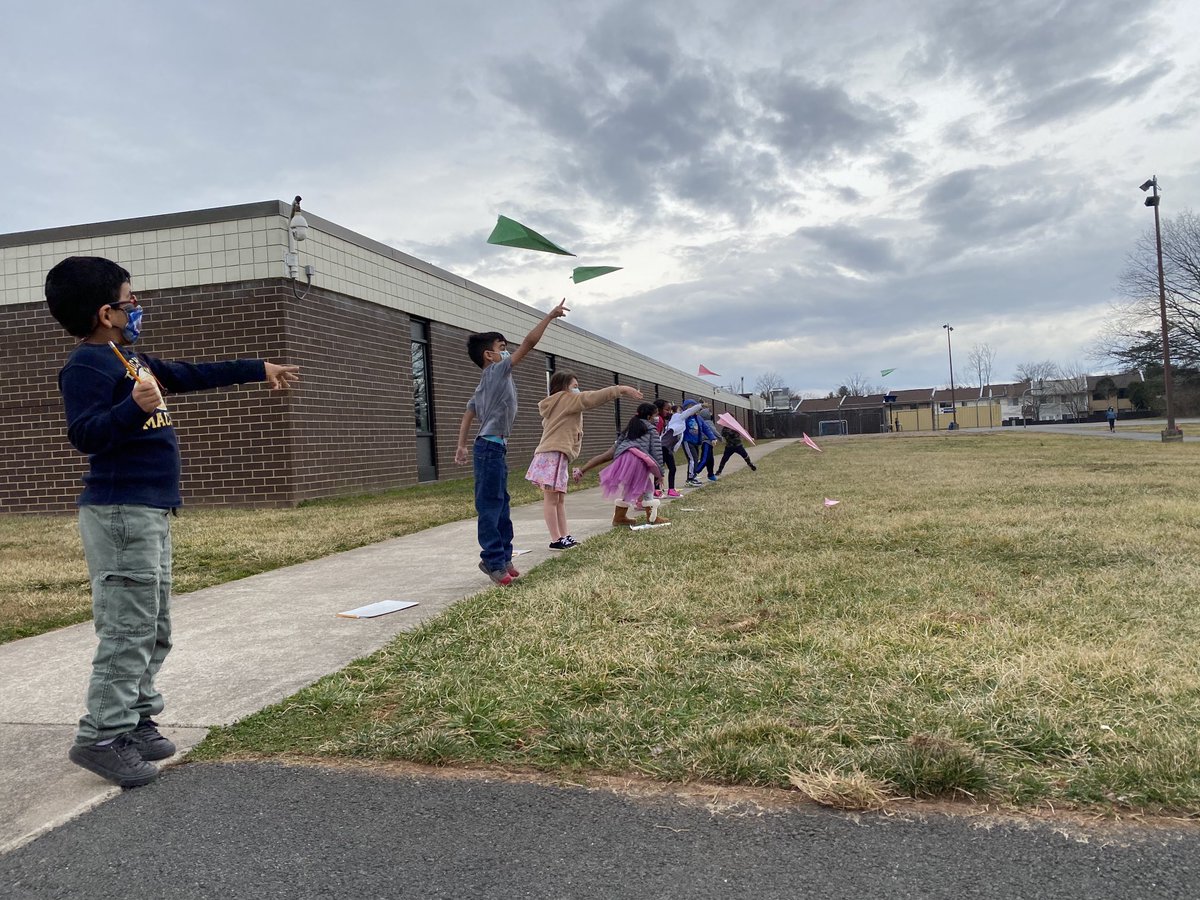 asia watson (@czmerek) on Twitter photo First grade flying paper planes and measuring the distance. What a fun math activity! <a href="/MsPrintz_LCPS/">Emily Printz</a> First grade flying paper planes and measuring the distance. What a fun math activity! <a href="/MsPrintz_LCPS/">Emily Printz</a>