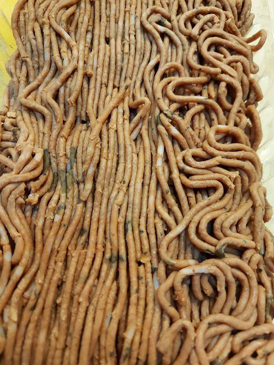 SprinklesSand's tweet photo. @Tesco I bought this yesterday for my tea and it looks mouldy? I had to throw it out  I did message you last night for advice,  on Instagram,  but no reply :( https://t.co/mzd7mDu1GT