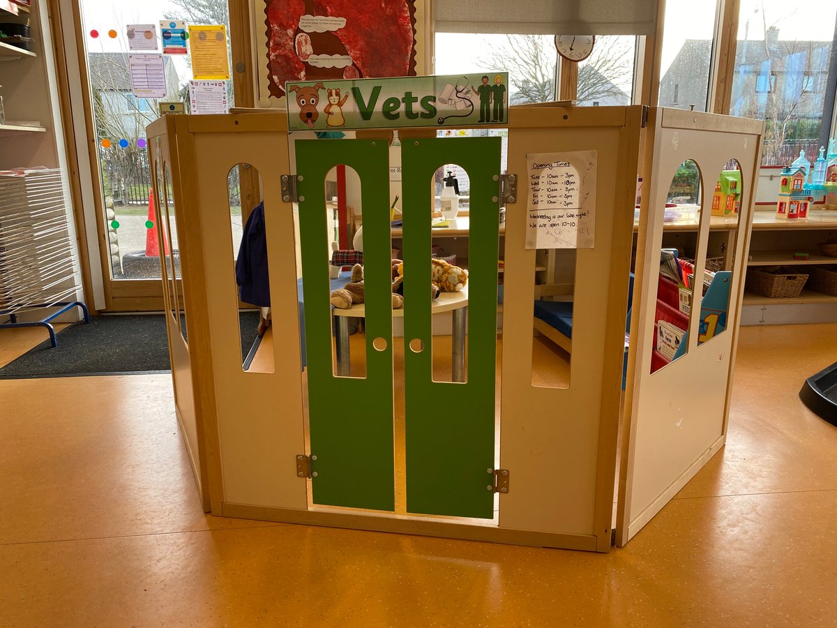 This week, an AM group took part in a litter pick down the Howes Road path. After discussing how litter can be harmful for animals, one of the children had an idea to turn the role play corner into a vets surgery, to take care of any sick animals. 🐾 <a href="/heathryburn/">Heathryburn School</a> #Aberdeenlearns