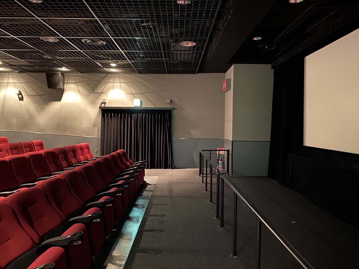 Papiko シネリーブル梅田にodessaが導入されるのは嬉しいのですが 座席傾斜も見直して欲しいですね 現状サラウンドを諦めて最前列を取ってますので アートハウスの最先端として妥協のない音作りを テアトル新宿 シネ リーブル梅田に Odessa 導入決定