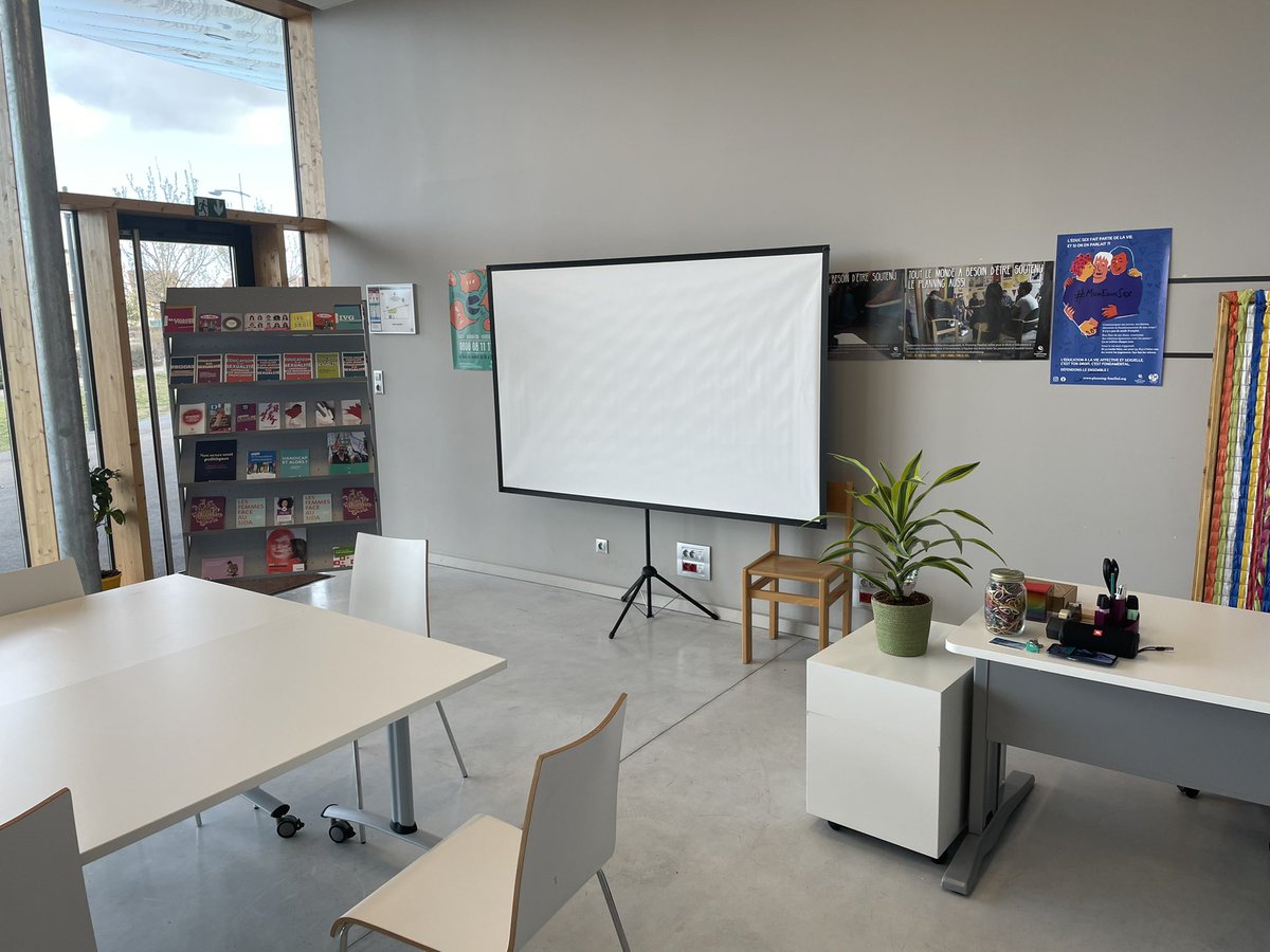 sarah_durocher's tweet image. ‼️ Fière d’être présente ce jour, pour l’inauguration d’une nouvelle association départementale du @leplanning à #Dijon ! Une belle équipe mobilisée, bientôt prête à vous accueillir ! Encore et toujours #LibreDeNosChoix @LePlanning21 #onestleplanning