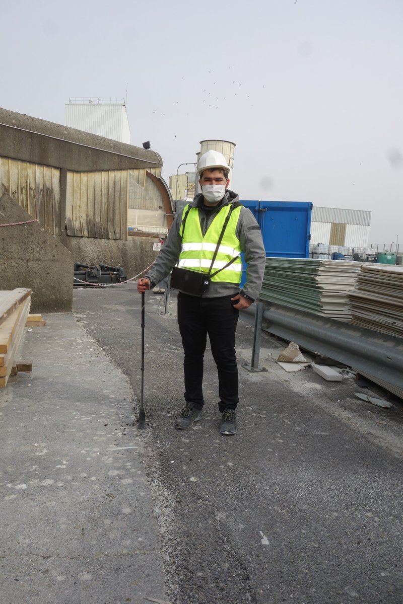 🟨 Contrôle de l'installation d'un réseau enterré sur site industriel.

L'objectif d'<a href="/axegide/">AXEGIDE</a> , c'est également de faire découvrir à nos stagiaires le métier gazier.

Merci à Abdellah pour son implication ✔

#Industrie #Gaz #Savoirfairegazier