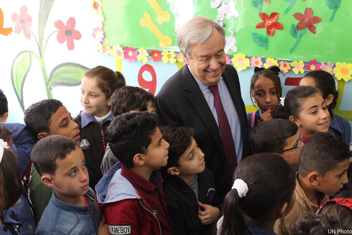 antonioguterres tweet picture