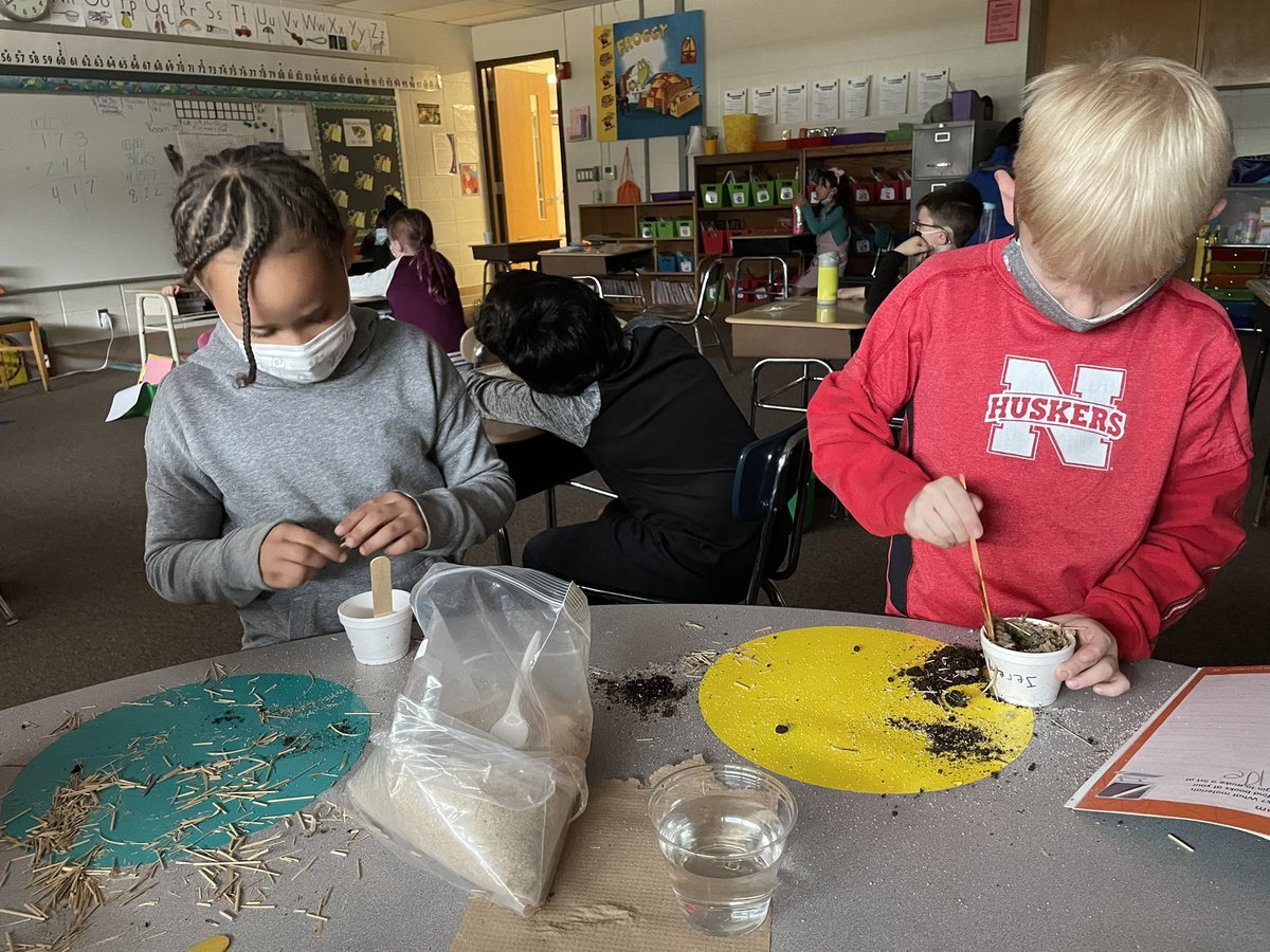 JulieMonico's tweet photo. Making bricks before break so they have time to dry.  After break we will try them out to se did we can build a wall.  #bctigers #bpsne #iteachsecondgrade #StrongerTogether https://t.co/bhb5KfRSZt