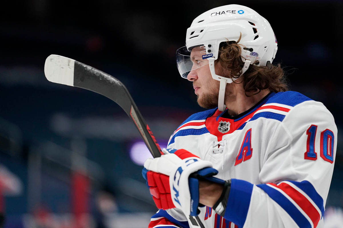 Artemi Panarin expected to return Saturday amid Rangers slide