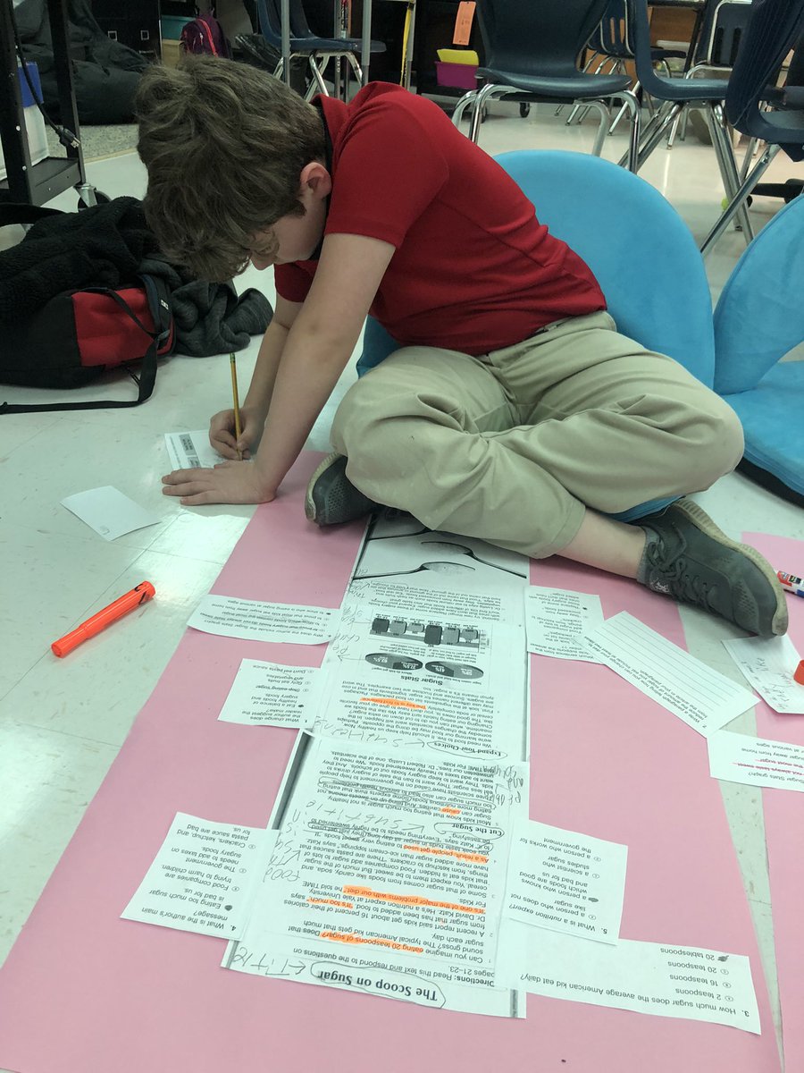 lesley_mullin's tweet image. Our students deserve rich, complex texts to dive into. Today we practiced close reading while analyzing articles on sugar intake. #DigDeep #TextDetectives @kateshep_elem @empowermcpss 🔎📝