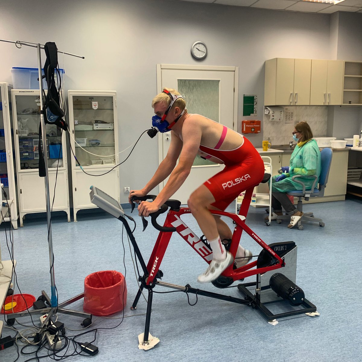 Dziś miałem okazje przetestować „silnik” 🦵🏼w Instytut Sportu - Państwowy Instytut Badawczy . Doszło trochę cennych „koni” 🤪⚡️, które postaram się w pełni wykorzystać w sezonie! 😋💪🏻
<a href="/MazowszeCycling/">HRE Mazowsze Serce Polski 🥇🇵🇱</a> <a href="/Pho3nix_Fdn/">Pho3nix Foundation</a> <a href="/PFNteam100/">PFNteam100</a>