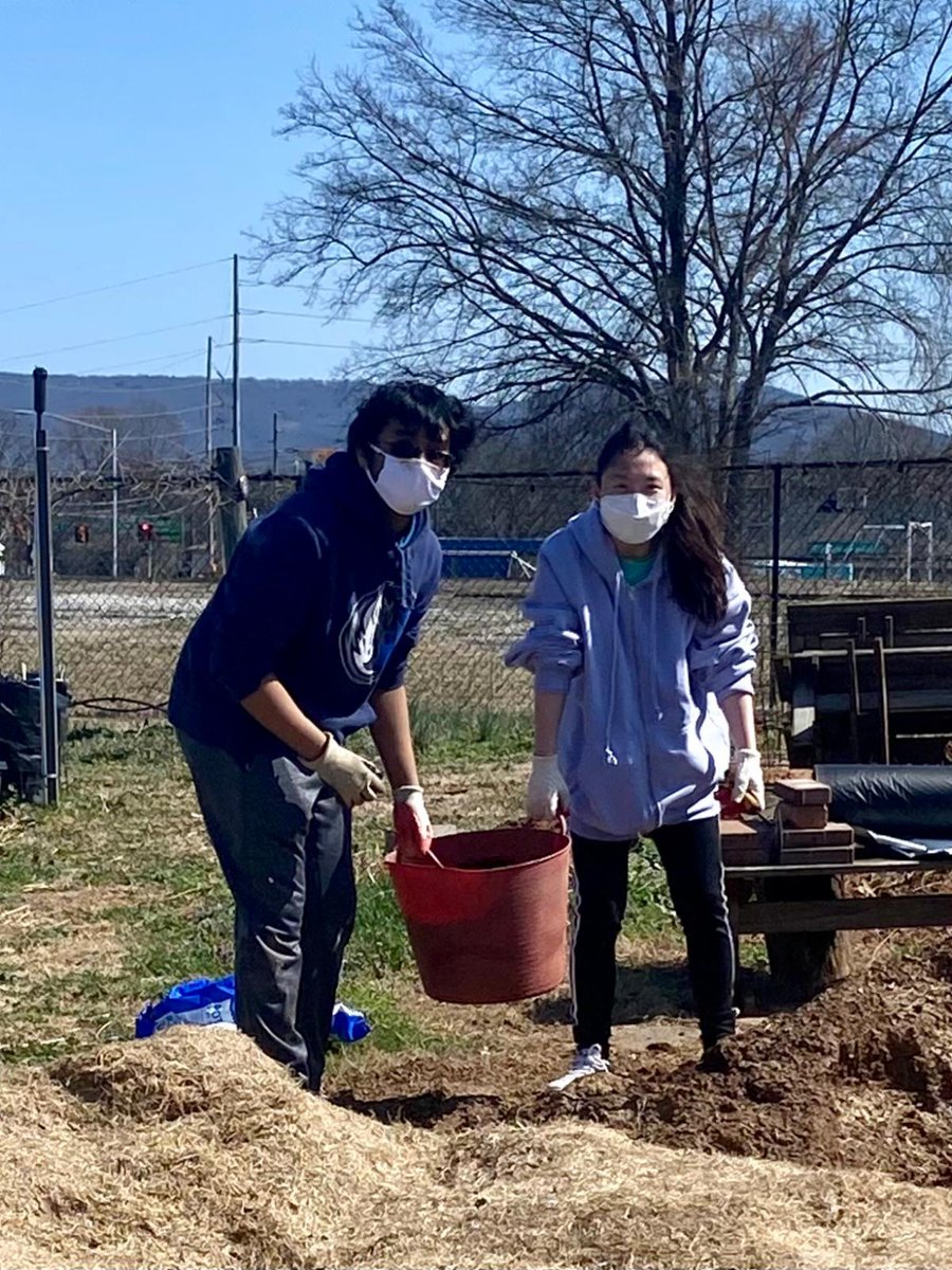EnableMadisonCo's tweet photo. #FabulousFridayVolunteers Another great week of CASA volunteers helping deliver our mission across Madison County.  We have made great progress in our CASA Vegetable Garden. Planting is around the corner, we will need as much help as we can get!  #CaringInAction #SupportCASAMC https://t.co/UD3uaU3x06