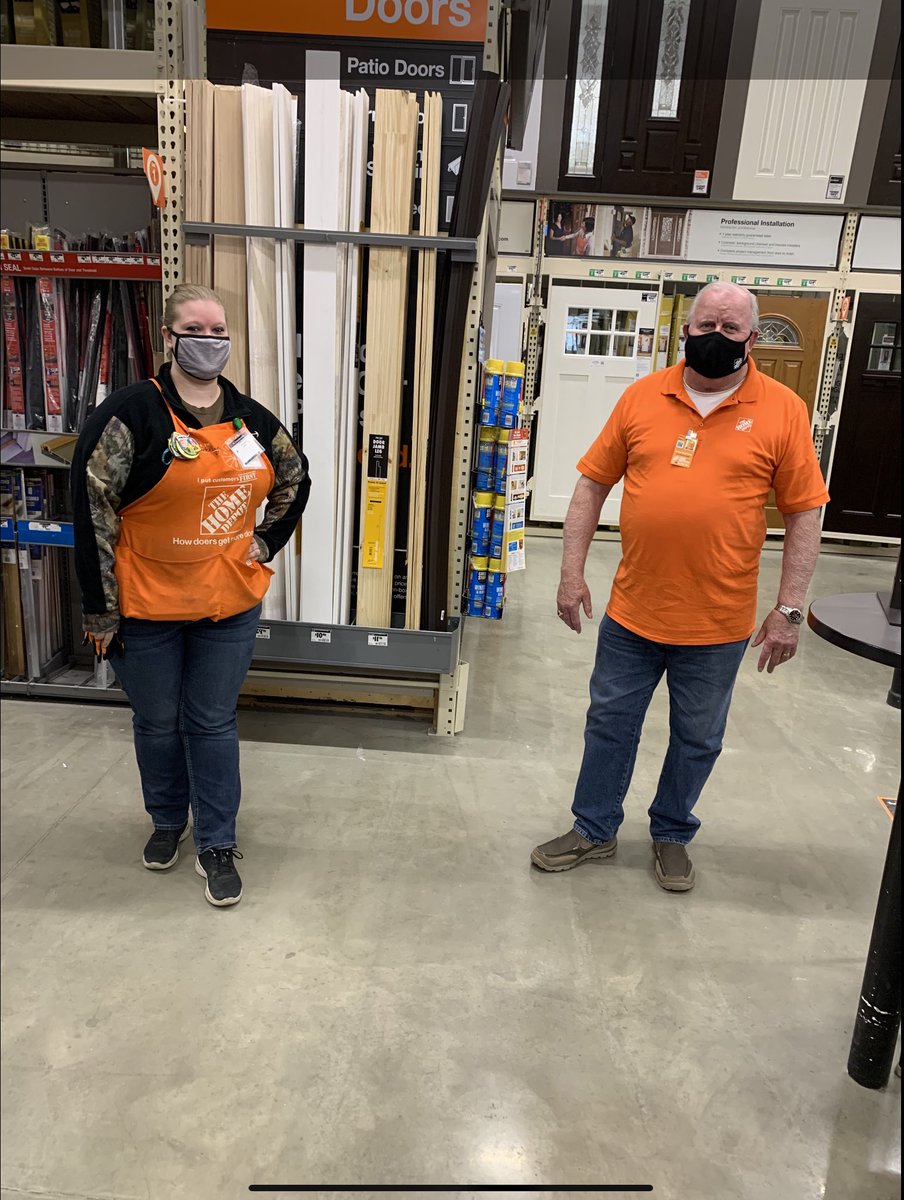 MKahl86's tweet photo. Dave Masters at Home Depot #3866 working with Kaitlyn from Millwork Department generating appointments and doing some training!  #HDECleveland #Buildingthebusiness https://t.co/Imsjpuoqxd