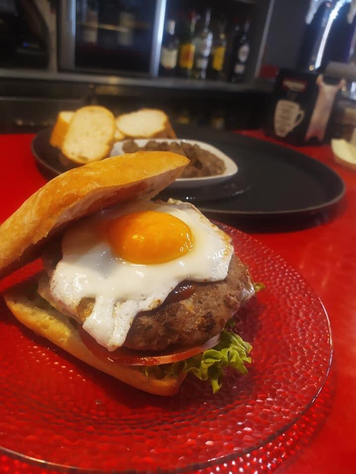 elpuentezamora's tweet photo. Nuestra plancha arde como nunca! Deseando que vengáis a comer estas delicias.
FAV/RT y que se entere todo Zamora!!
📍 c/Candelaria Ruiz del Árbol 32
☎️ 692601408/09 (encargos de arroces, guisos o lo que quieras) https://t.co/wcC5hK1Gmd