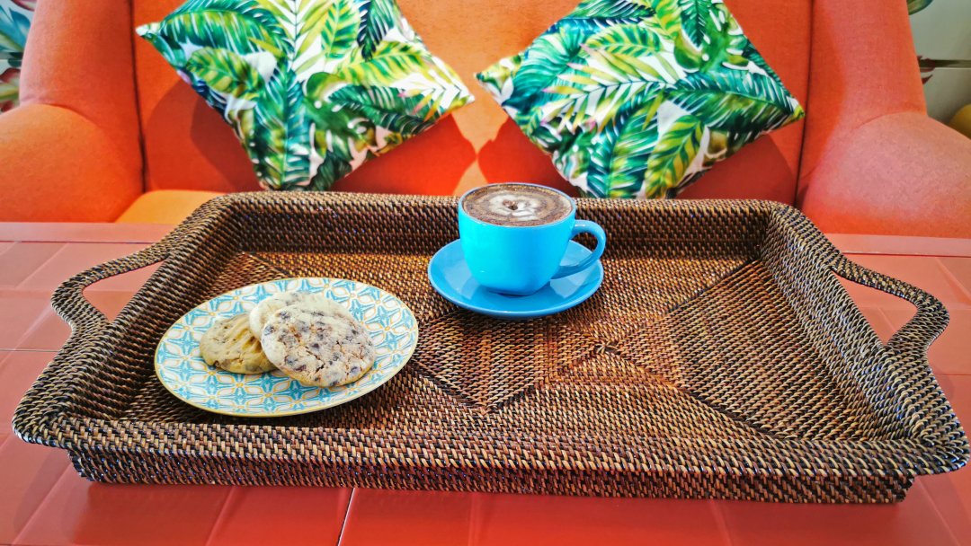 Calaisio's tweet photo. There is no better way to start a lazy relaxing weekend with a rustic craft and coffee that you never want to leave. Country Rustic Coffee Table Tray by Calaisio.      

#ServingTray  #CoffeeTableTray #RusticTray  #BreakfastTray  #AccentTray #RectangleTray https://t.co/R4Nz7iiAzQ