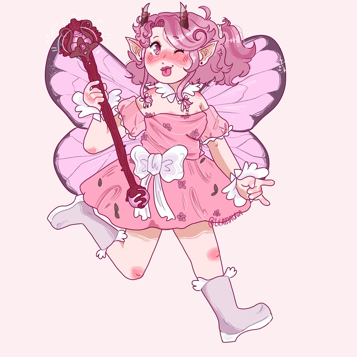 PumpkinReeses's tweet photo. Daphne the fairy! I absolutely love her sm,, also yay for Twitter for having super nice image quality! Wow! #fairy #pinkart #digitalart #fairyoc #ocart #characterdesign https://t.co/fPbWWJxSNb