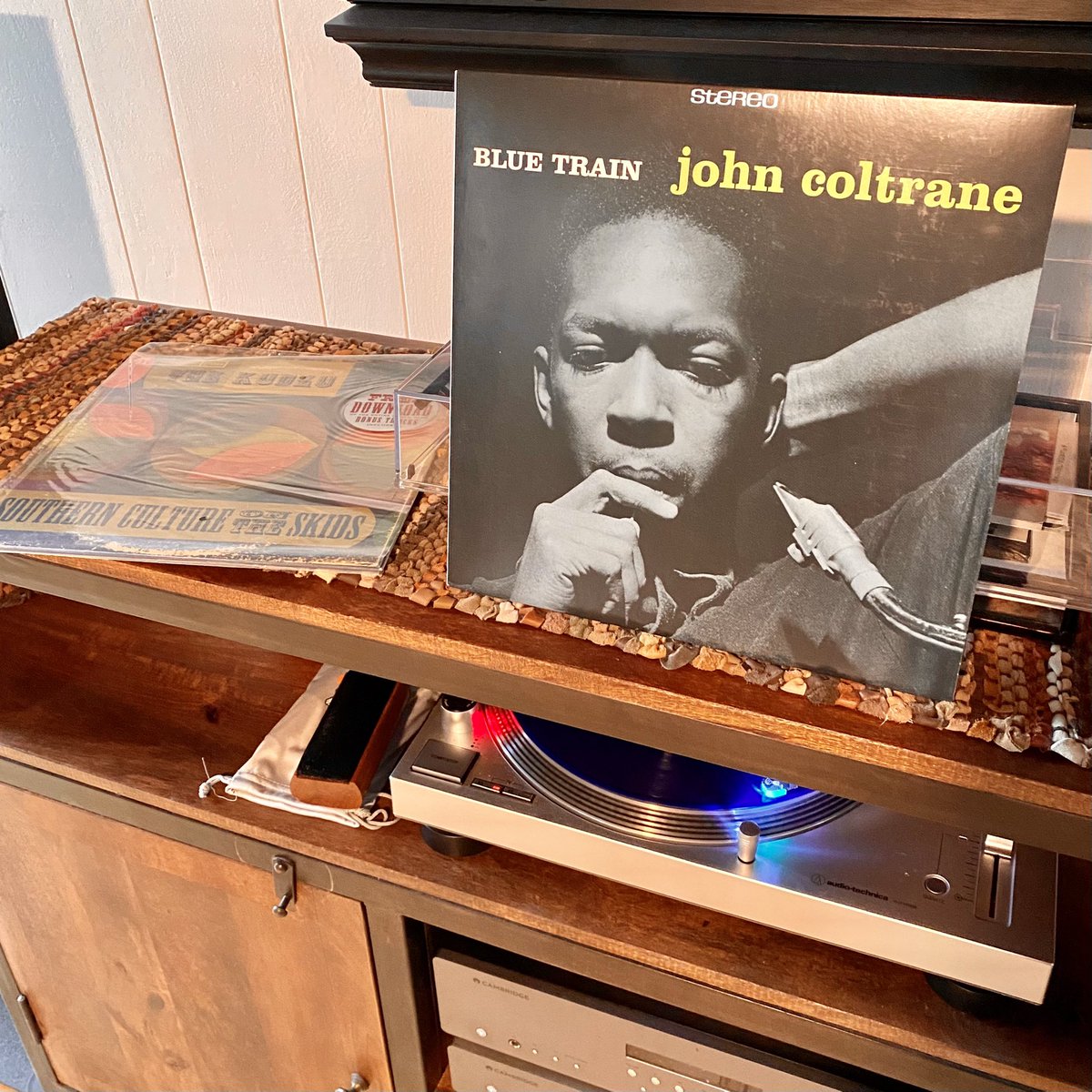 CMoneyKS's tweet photo. #FridayNoonVinyl #JohnColtane #BlueTrain #Coltrane #Trane #LeeMorgan #CurtisFuller #KennyDrew #PaulChambers #PhillyJoeJones on #180gramvinyl #ClearBlueVinyl #Vinyl #Vinylogy #BlueNoteRecords #1958 https://t.co/P8YJ0qmYqi