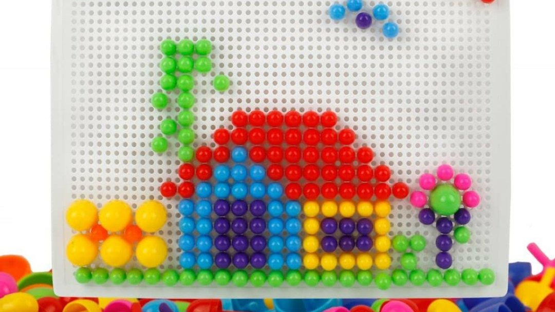 Домик из мозаики для детей. Домик из мозаики. Мозаика домик. Алмазная мозаика домик. Домик из мозаики.