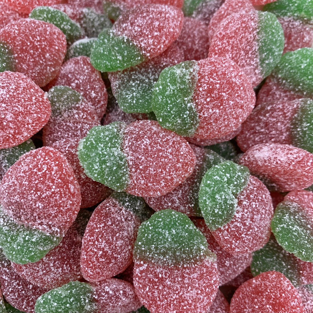 sweet_parcels's tweet photo. We’re feeling fruity and and fizzy this Friday at Sweet Parcels HQ 🍾💥

We have just added 3 new sweets to our Ultimate Pick n Mix range! 👀

✅ Fizzy Strawbs 🍓
✅ Peach Rings 🍑
✅ Fizzy Cherries 🍒

Check out the full range at https://t.co/zKkZjXcCSG https://t.co/ipq94WX723