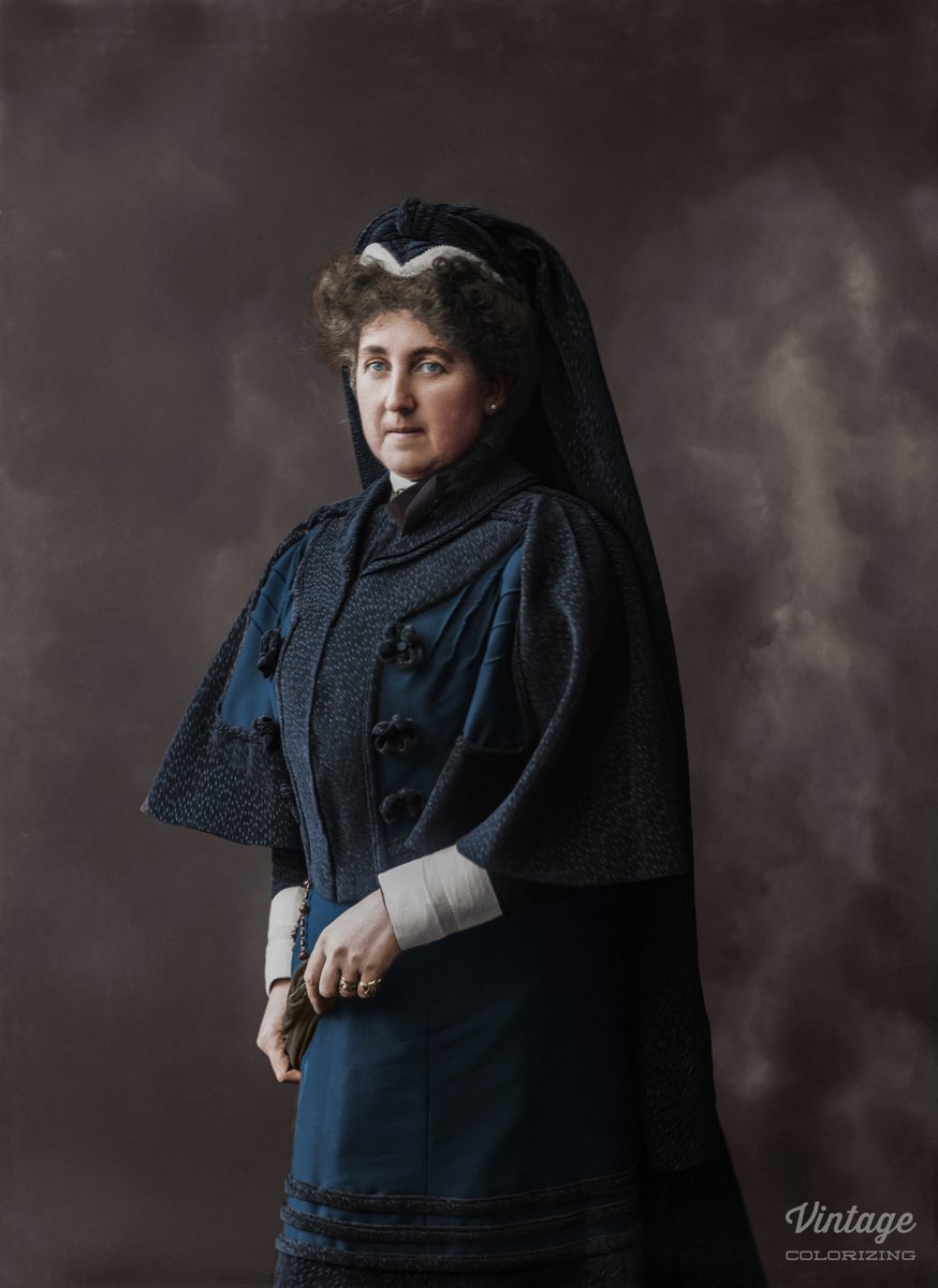 Colorizer2's tweet image. Portret van Cécile Johanna van Eys - barones d&apos; Hangest d&apos; Yvoy, uit 1909. De barones ging er eens goed voor staan.

#geschiedenis #historie #barones #adel #vroeger #Utrecht #langgeleden #toen #ingekleurd #vintagecolorizing

Zie vintagecolorizing.com