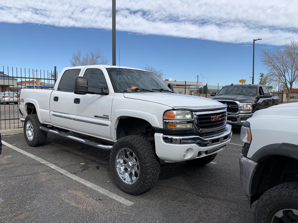 OSICriminalDiv's tweet photo. @OSICriminalDiv is working everyday to service our citizens, with @ABQPOLICE assistance we arrested this guy with a stolen truck, he is a convicted felon and was caught with a gun and is on federal probation and had an active arrest warrant.  He will be off the streets for now!! https://t.co/XoZTcSpvQl