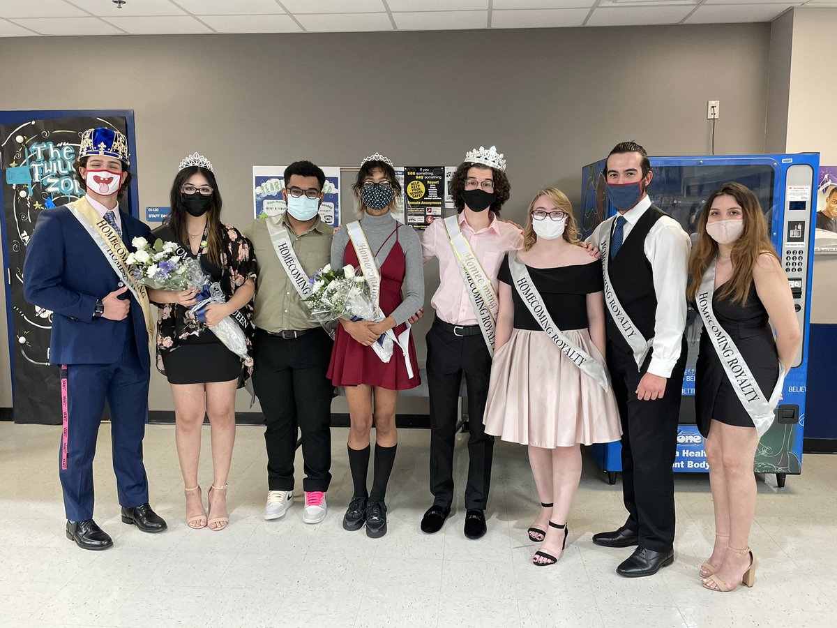 K_TECH_'s tweet photo. Spring Fling Homecoming Week was a huge success! We hope all our Krakens had an amazing and memorable week! Congratulations to our Homecoming King/Queen (Ronny/Geraldine) and Prince/Princess (Mariano/Lilah)!
#krakenscare #krakentastic #krinn #ktech https://t.co/xiWNIsl8I5
