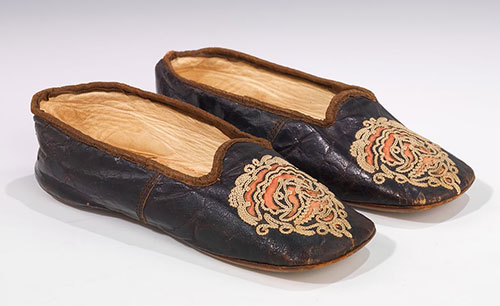 nat_clothing's tweet photo. Fancy kid shoes in the 1800s. Wealthy 19th-century children wore lovely footwear https://t.co/XCOwO1p7jk
#kidshoes #vintage_kid_shoes #footwear #vintage_kid_footwear #kidfootwear #childrensfootwear #childrensshoes #lacedboots #kid_ankle_strap #childsshoes #kidslippers https://t.co/YB6wRyS8uq