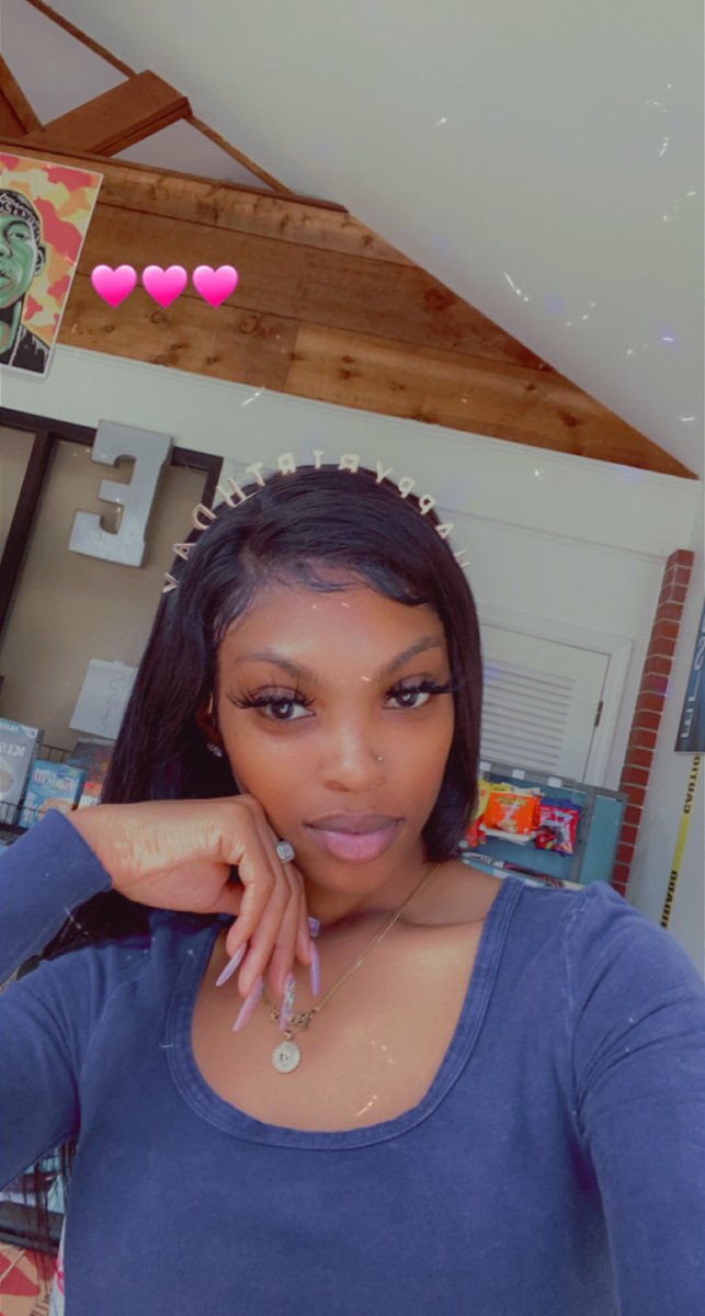 giovanteeee's tweet image. Happy 25th Birthday to me 💙🥳🥳 #ogstatus