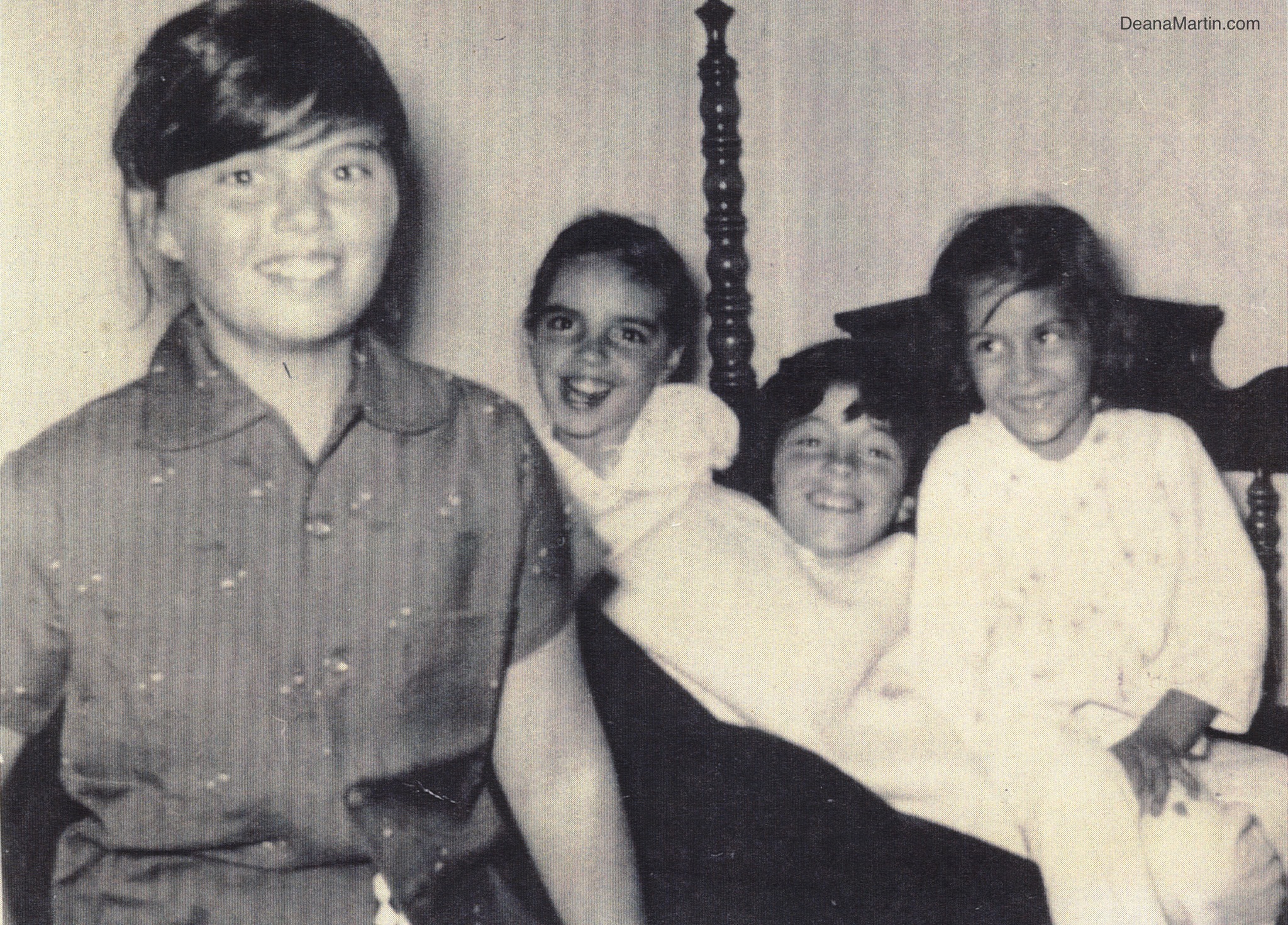 Happy Birthday to my fellow Trobairitz, Liza Minnelli!  Claudia, Liza, Gail & Deana 