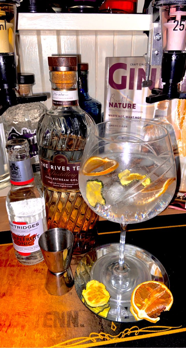 TawnyOwl84's tweet image. @craftginclub #craftginclub #ginofthemonth #march @TestDistillery @Hartridges #ginstagram Love this months perfect G&amp;amp;T. Not usually a fan of tonic but here is another that the gin club has had me liking so much! #TheStayingInn not quite the new going out tho 🤪