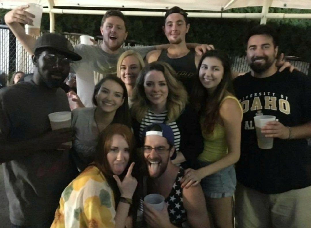 a_jo_day's tweet photo. Looking back through all of these photos made me all sorts of nostalgic & all the more excited to visit soon π voting ends in 45 minutes so be sure to show your support π» @cornerclub #BestBarCorner https://t.co/4qrkaALihd