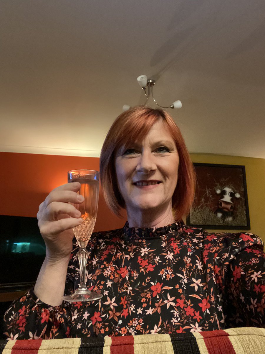 A big cheers to all my @rdash_nhs colleagues nominated in the #DNBizAwards this evening. Good luck to you all