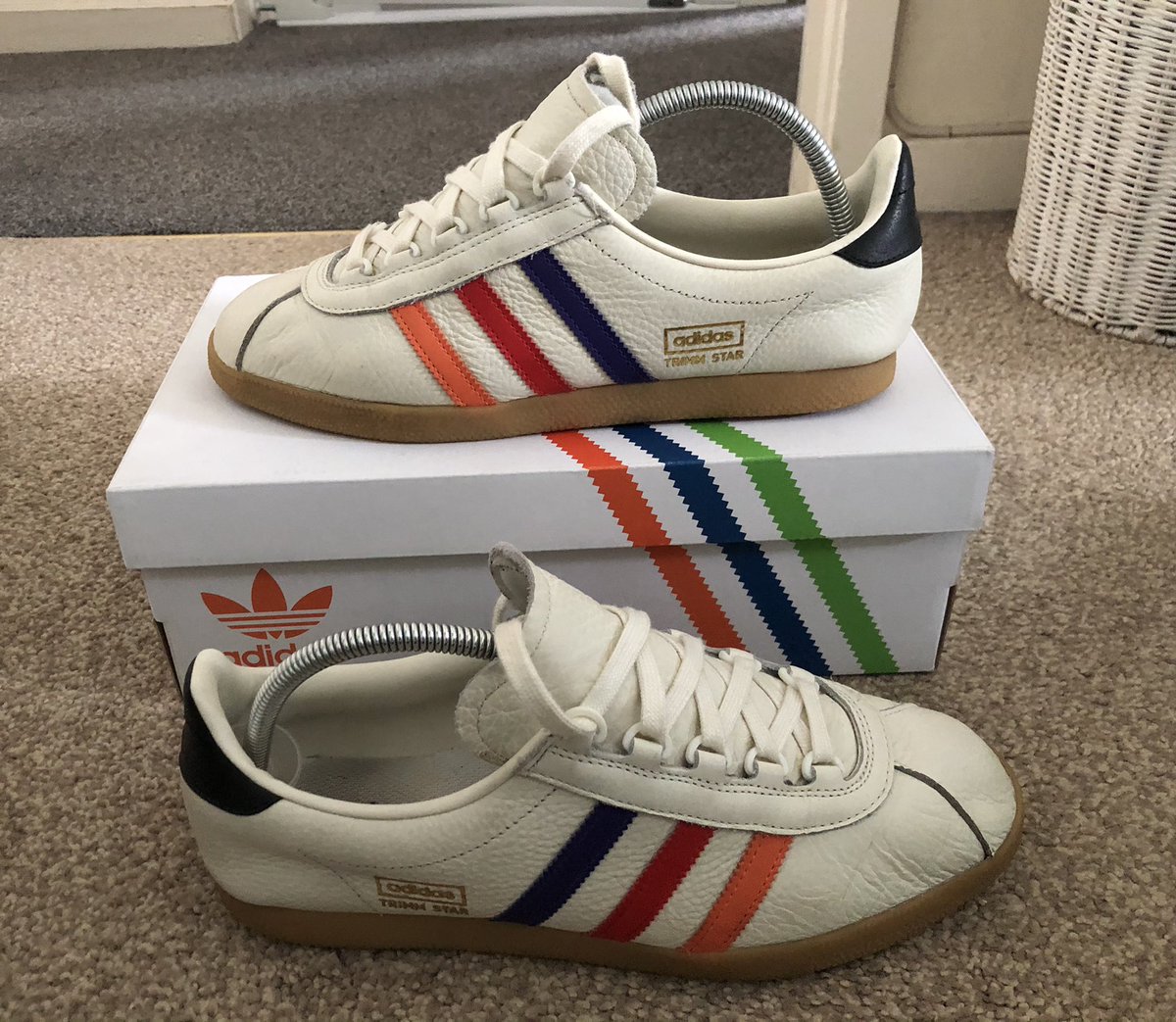 adidas trimm star vhs white