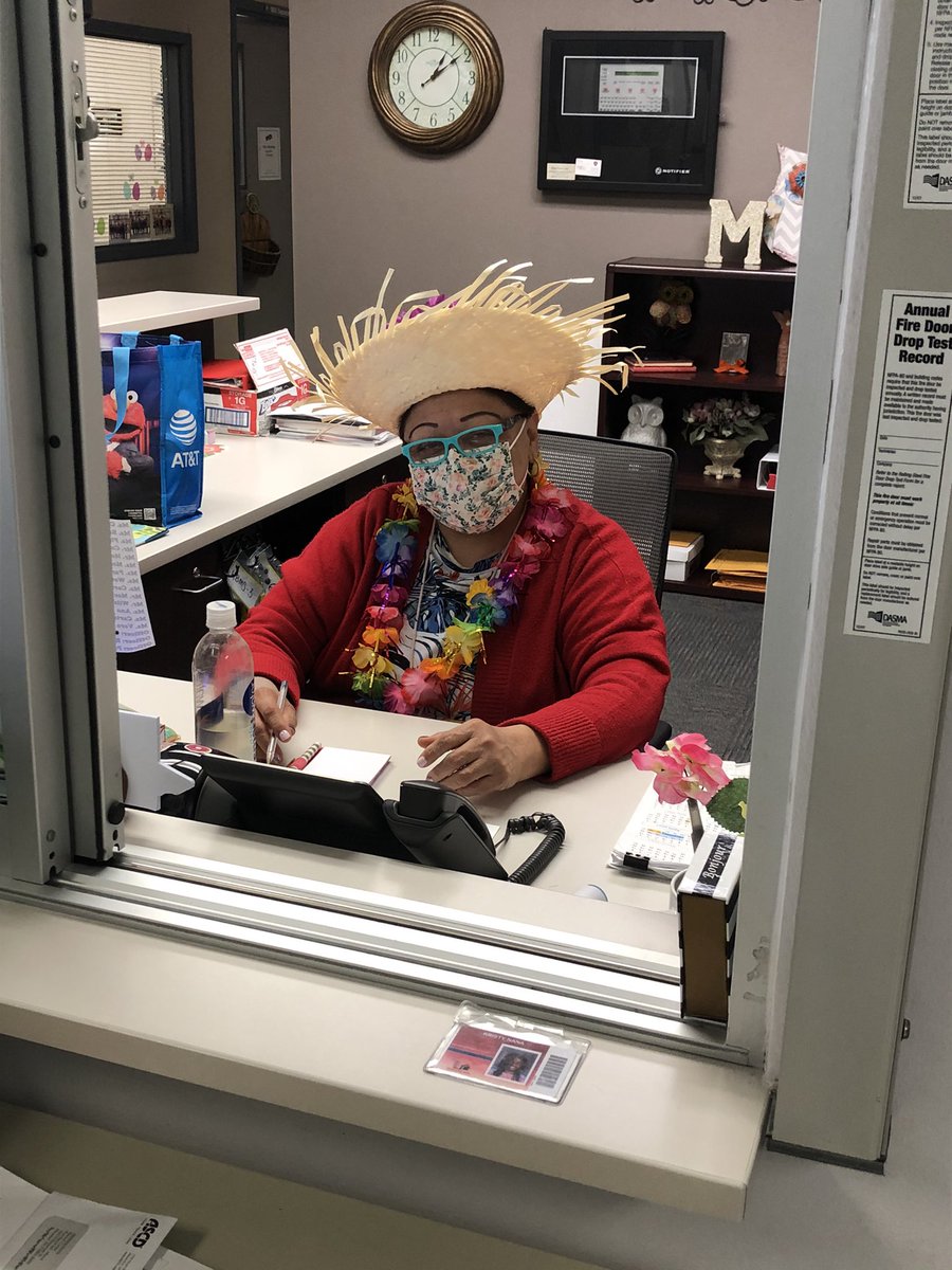 HBMS_Warriors's tweet photo. Based on this picture, can you guess what today is? If you guessed the day before Spring Break, you won!! Our receptionist, Ms. Margie knows how to celebrate an occasion. #toocute #readyforspringbreak @FortBendISD https://t.co/yKyFqMDZ8t