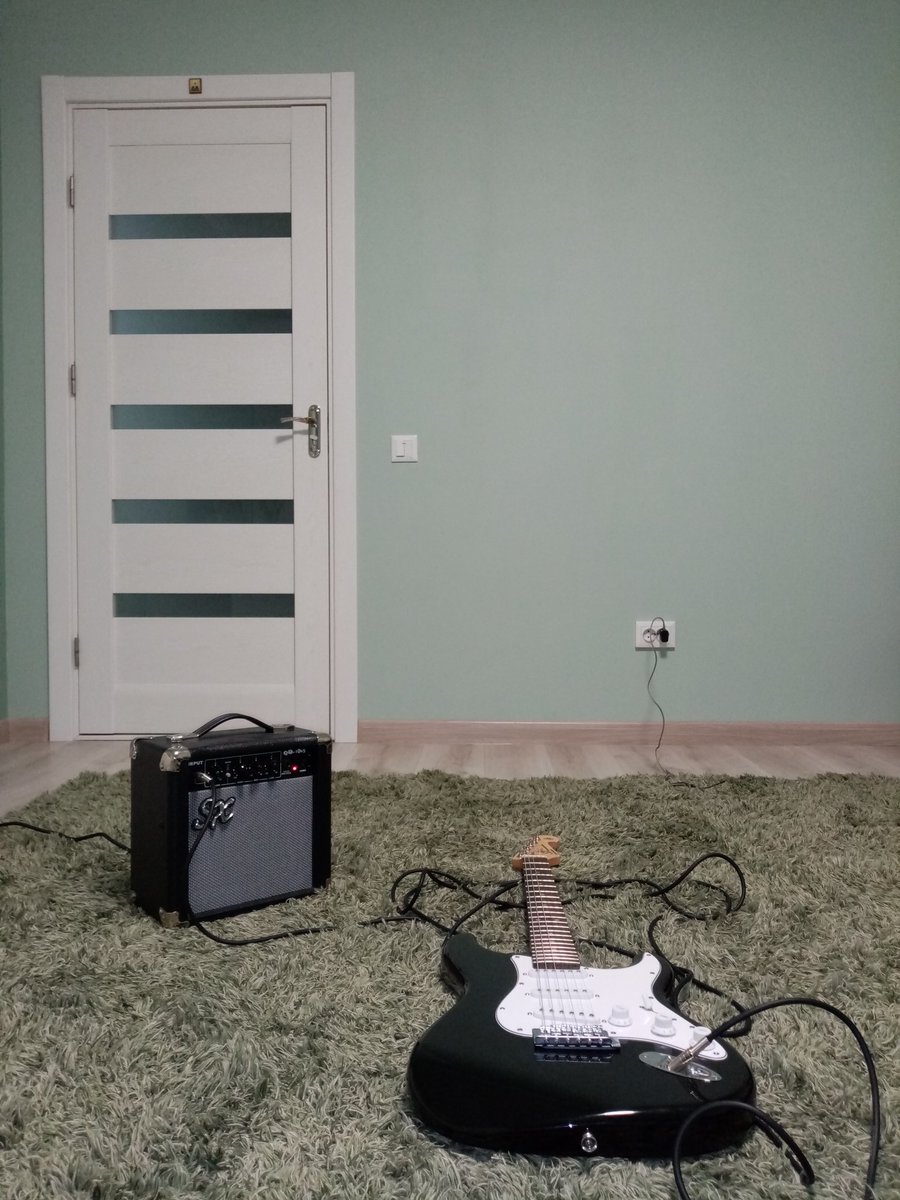 StasCiorescu's tweet photo. Home Hobby #guitars #rock #music #Hobby #goodnight #photooftheday #hard https://t.co/zSX9q3IMHb