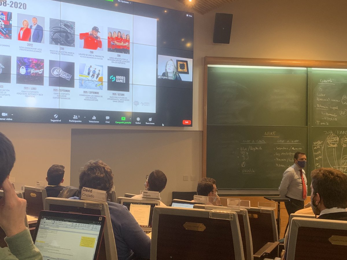 macaselva10's tweet photo. Analizando tecnologías disruptivas en ecosistemas complejos: la industria de deportes electrónicos. Caso @GiantsGaming con el Prof. Jaime Martínez Brocal.   
Gracias @calvo_virginia por acompañarnos! 
#esports #gaming #competicion #Entretenimiento #contenidos #perifericos https://t.co/vsxYhAFNMk