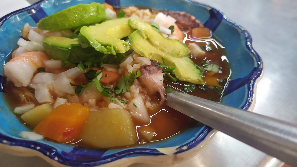 Amigo lo esperamos en esta Cuaresma para que pruebe nuestro rico caldo de camarón con verduras de la casa