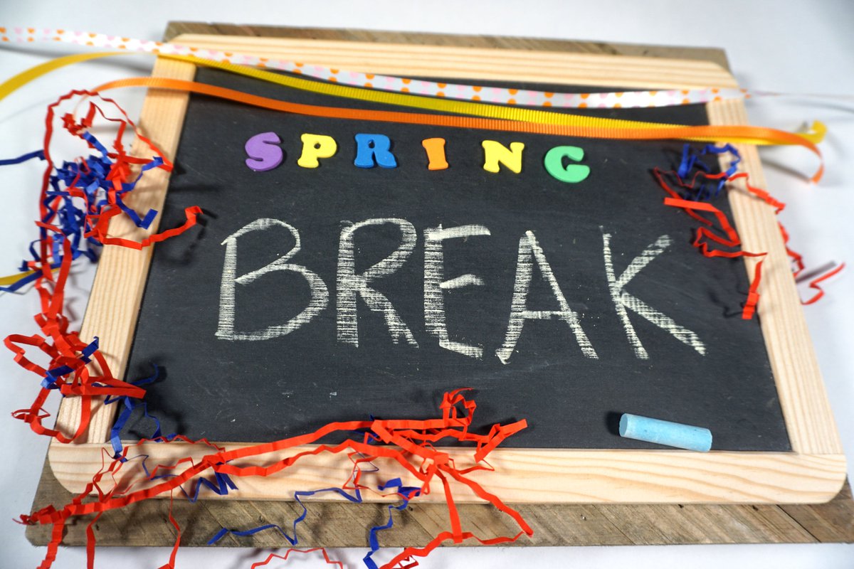 Wishing all students, staff and families a safe, healthy and restful March break! We'll see you back in class on Monday, March 22.
