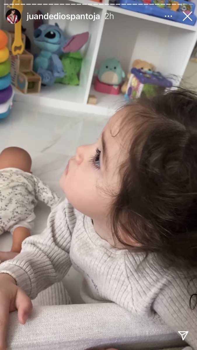 DiceMale's tweet photo. Kimita: amaaa estoy en la tv 😱🥰

Ni parpadea no lo puede creer 🤣 https://t.co/sAgbdLjmbX