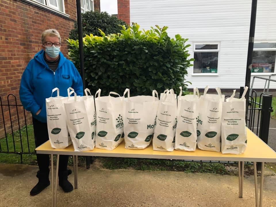 GroupKingsbury's tweet photo. Kingsbury community group delivering food to Lindsey park Baptist church for those in need with help from Morrison’s https://t.co/pi6GEwQDr8