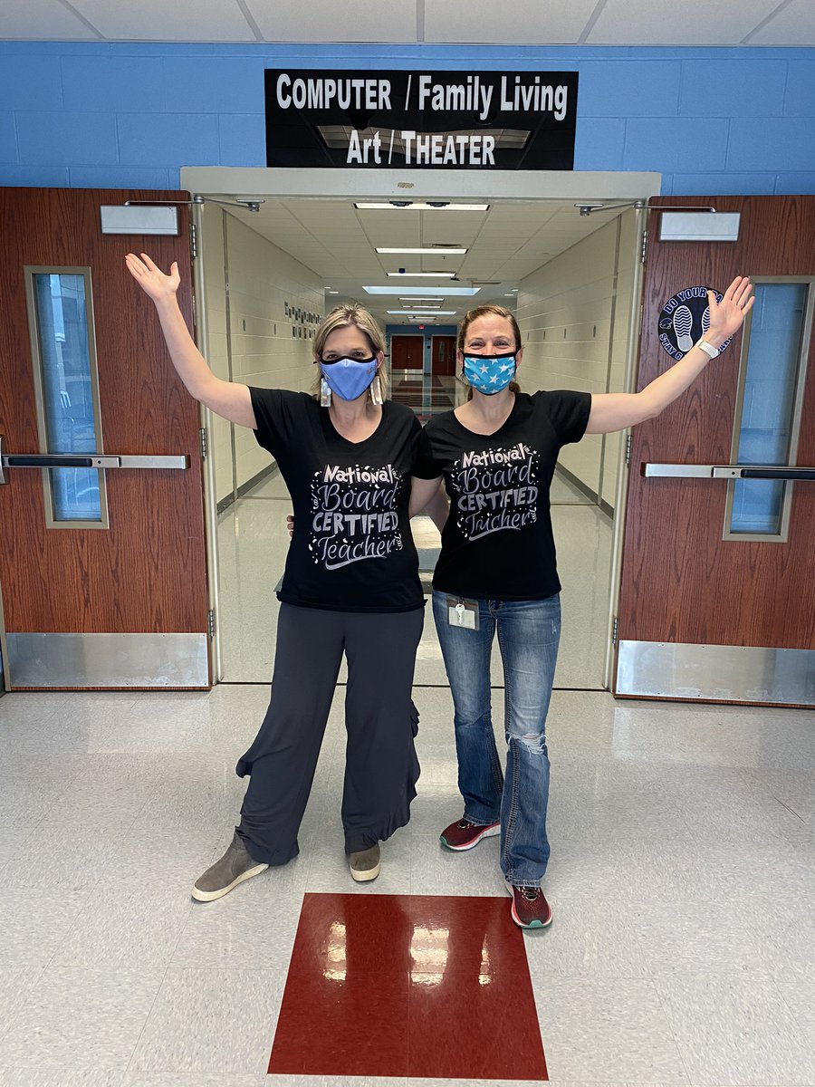 AlisonDParker's tweet image. Love celebrating National Boards week with these 2 Boards buddies. I couldn’t have made it through Boards without @diminor1 and glad I took this journey with Rachael... @BerryMiddle @HooverSchools @alnbctnetwork