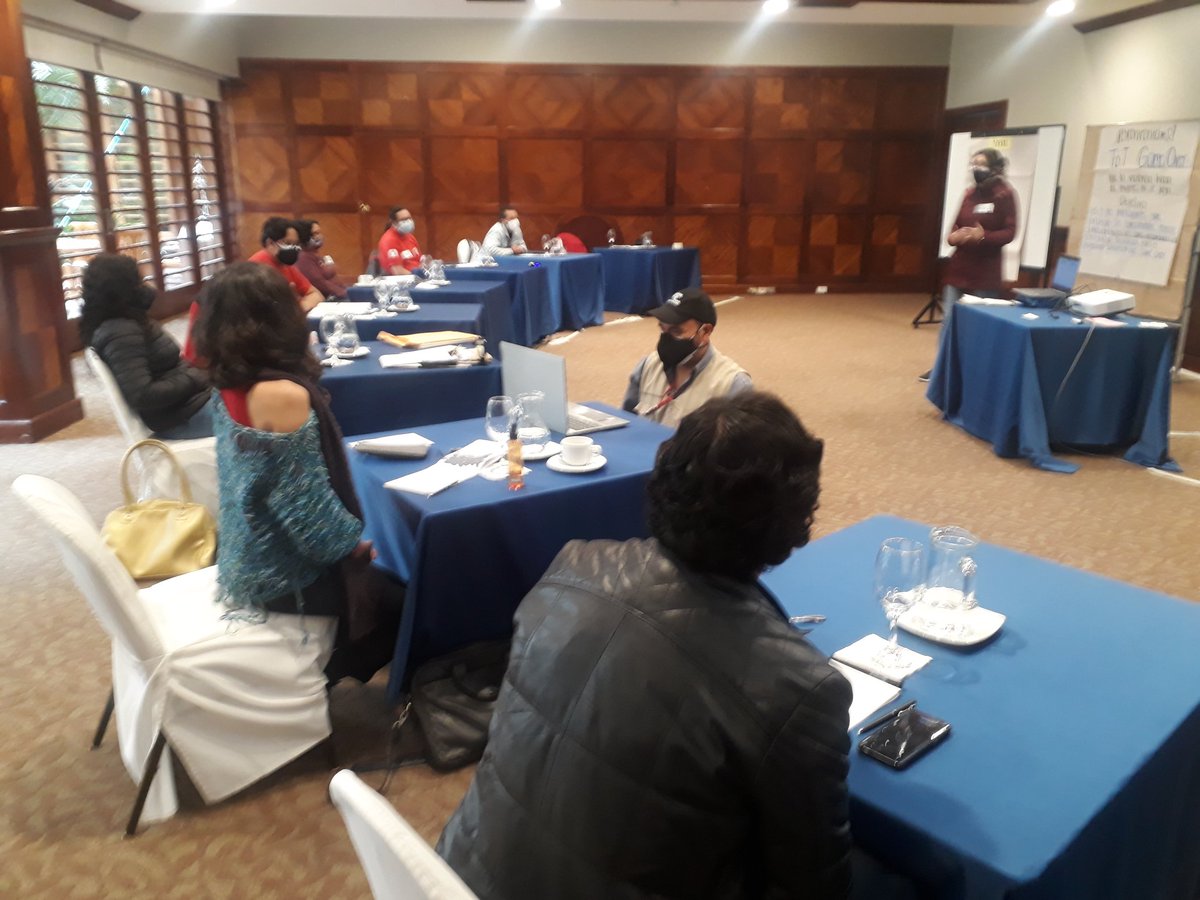 FPrevensud's tweet photo. Hoy se desarrolló el primer día de capacitación de la metodología "Game Over" con la violencia hacia las mujeres no se juega, participan: @MunicipioQuito, @zonaloschillos, @Cidhpda_EC, @CruzPichincha @GIZEcuador, #MujeresinviolenciaEc https://t.co/FPBCz8CiSt