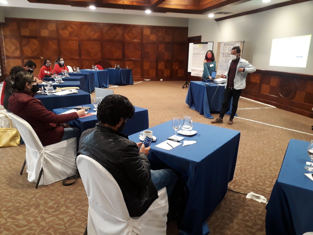 FPrevensud's tweet photo. Hoy se desarrolló el primer día de capacitación de la metodología "Game Over" con la violencia hacia las mujeres no se juega, participan: @MunicipioQuito, @zonaloschillos, @Cidhpda_EC, @CruzPichincha @GIZEcuador, #MujeresinviolenciaEc https://t.co/FPBCz8CiSt
