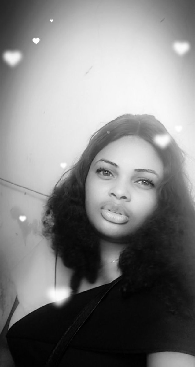 GloryNnabugwu's tweet image. Appreciate yourself once in a while cuz you are a spec! #NOFuelPriceHike