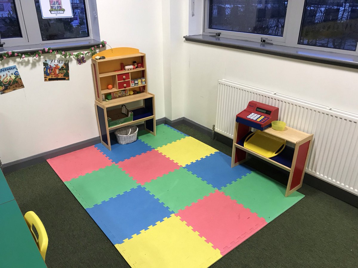 MissDownie_'s tweet photo. Our Primary 1 classroom has gone through a little revamp the past week and the class seem to be loving their new play and learning spaces 😄❤️ @stmungoalloa https://t.co/sVUU3qYFJG