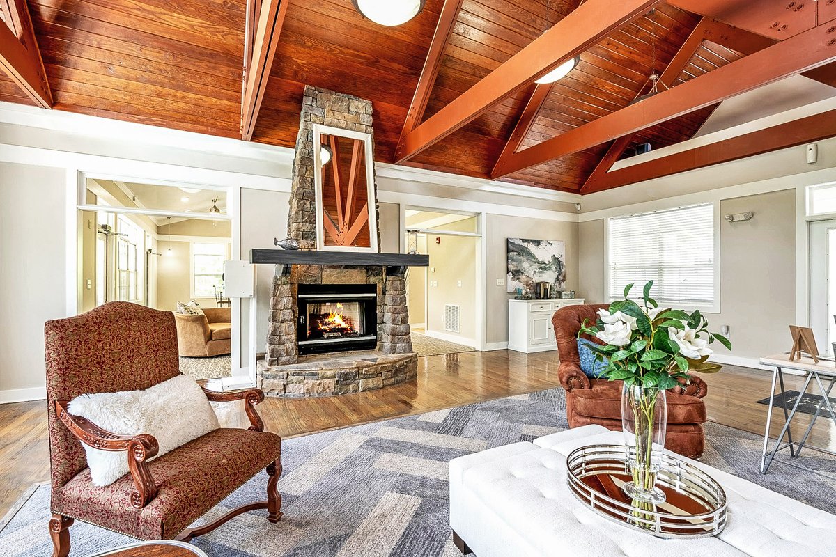 WestShoreLLC's tweet photo. Reserve at Mill Landing Apartment Homes was voted the Best Apartment Complex in Lexington, SC, by @LexLifeMag! 
Read more: https://t.co/21txUoHiZR https://t.co/FvFPZ3rnKA