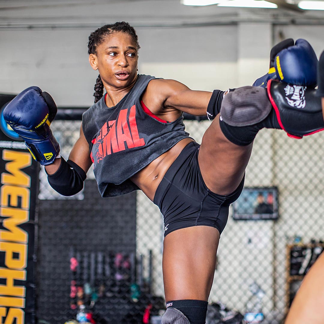 Animalpak's tweet photo. Good luck to UFC fighter and Animal athlete Angie "Overkill" Hill as she steps into the Octagon against Ashley Yoder for a strawweight bout. Coverage can be found on ESPN+ starting at 8pm EST. Take care of business.
#IAmAnimal #BuiltForIronMadeForLife #MMA #UFC #ESPN https://t.co/kKGHdq9QlY