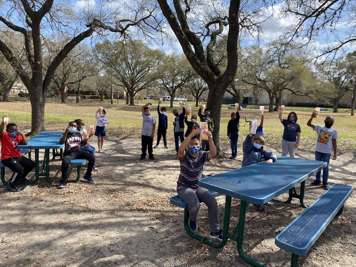 Congratulations to <a href="/elem_longfellow/">Longfellow ES</a> third grade students for winning this week’s Imagine Literacy challenge! 97% of third grade students logged in this week and completed their time. Our students won a popcorn party!