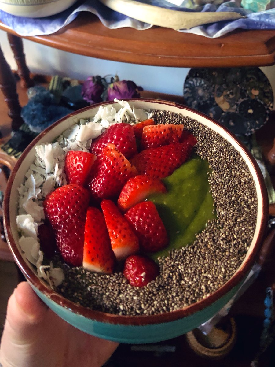 StarStoneSpirit's tweet photo. health is wealth, honeybunnnn ✨ good for the mind, body &amp; soul https://t.co/PRkgWaIYfW