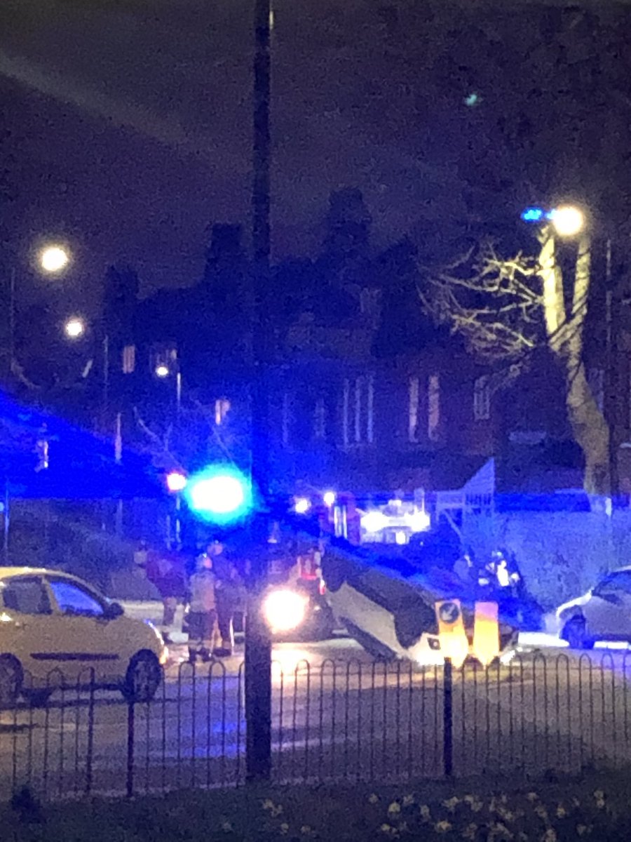 Accident in #Chiswick avoid #ActonGreen area #TrafficAlert